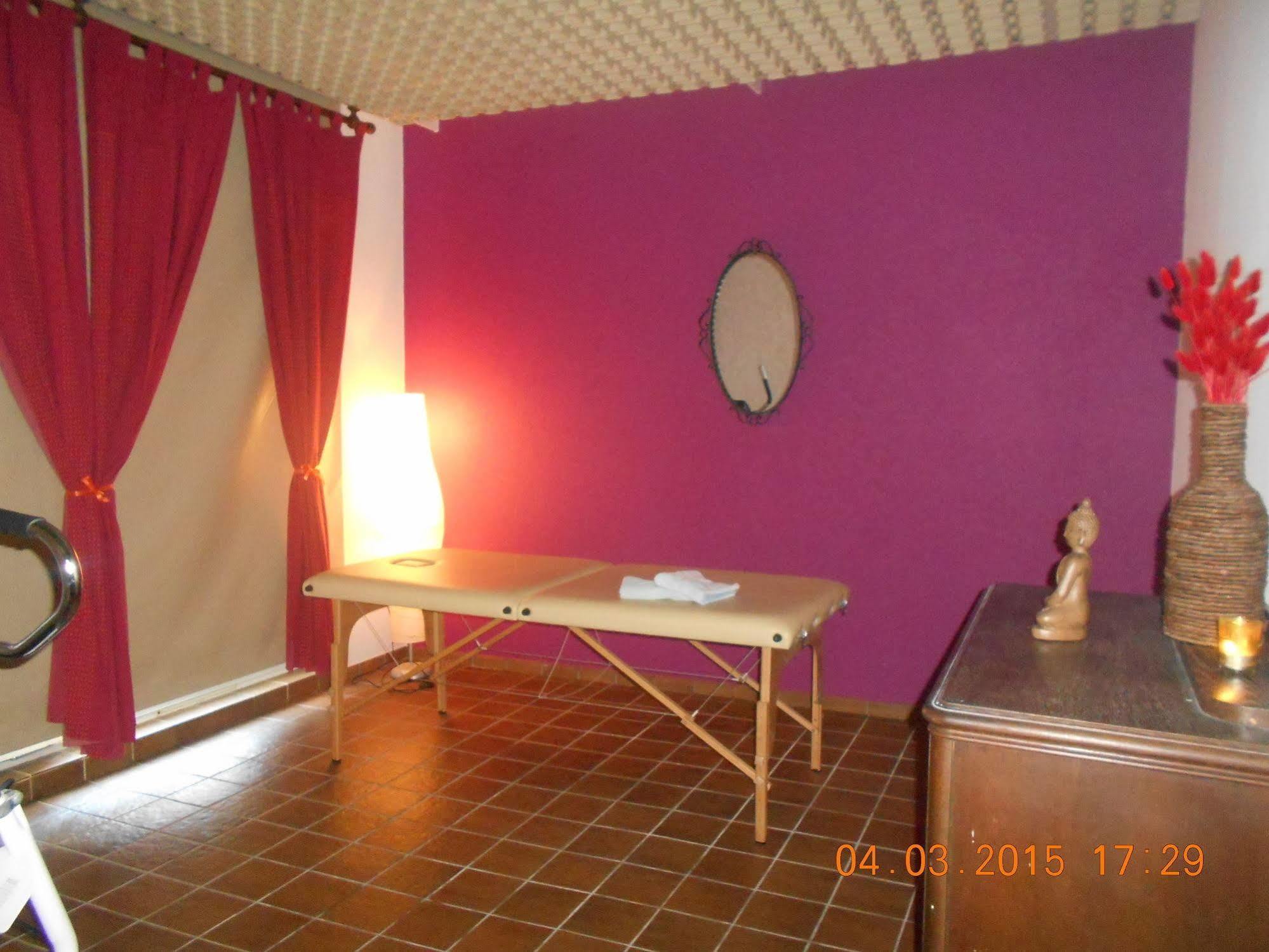 Logis Hotel Notre-Dame De Bonne Fontaine Danne-et-Quatre-Vents Zewnętrze zdjęcie