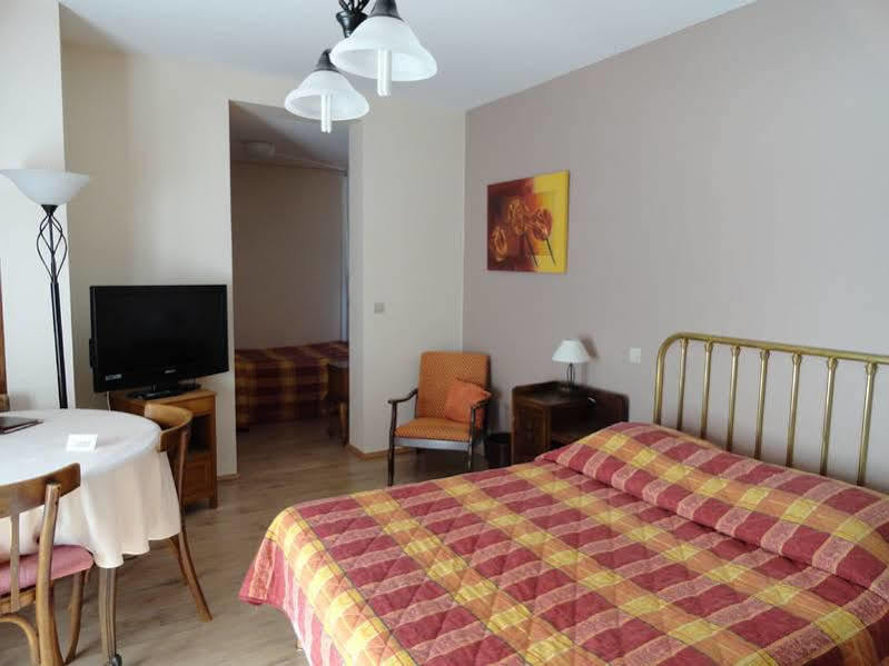 Logis Hotel Notre-Dame De Bonne Fontaine Danne-et-Quatre-Vents Zewnętrze zdjęcie